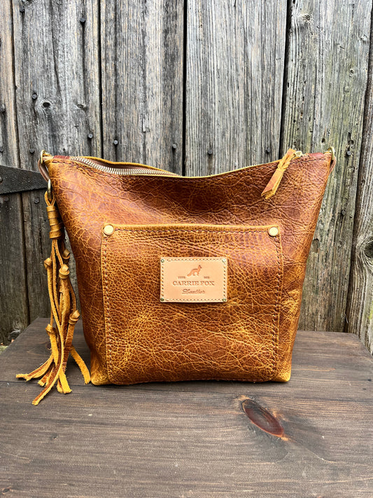 Carrie Pocket Hobo in Peanut Bison
