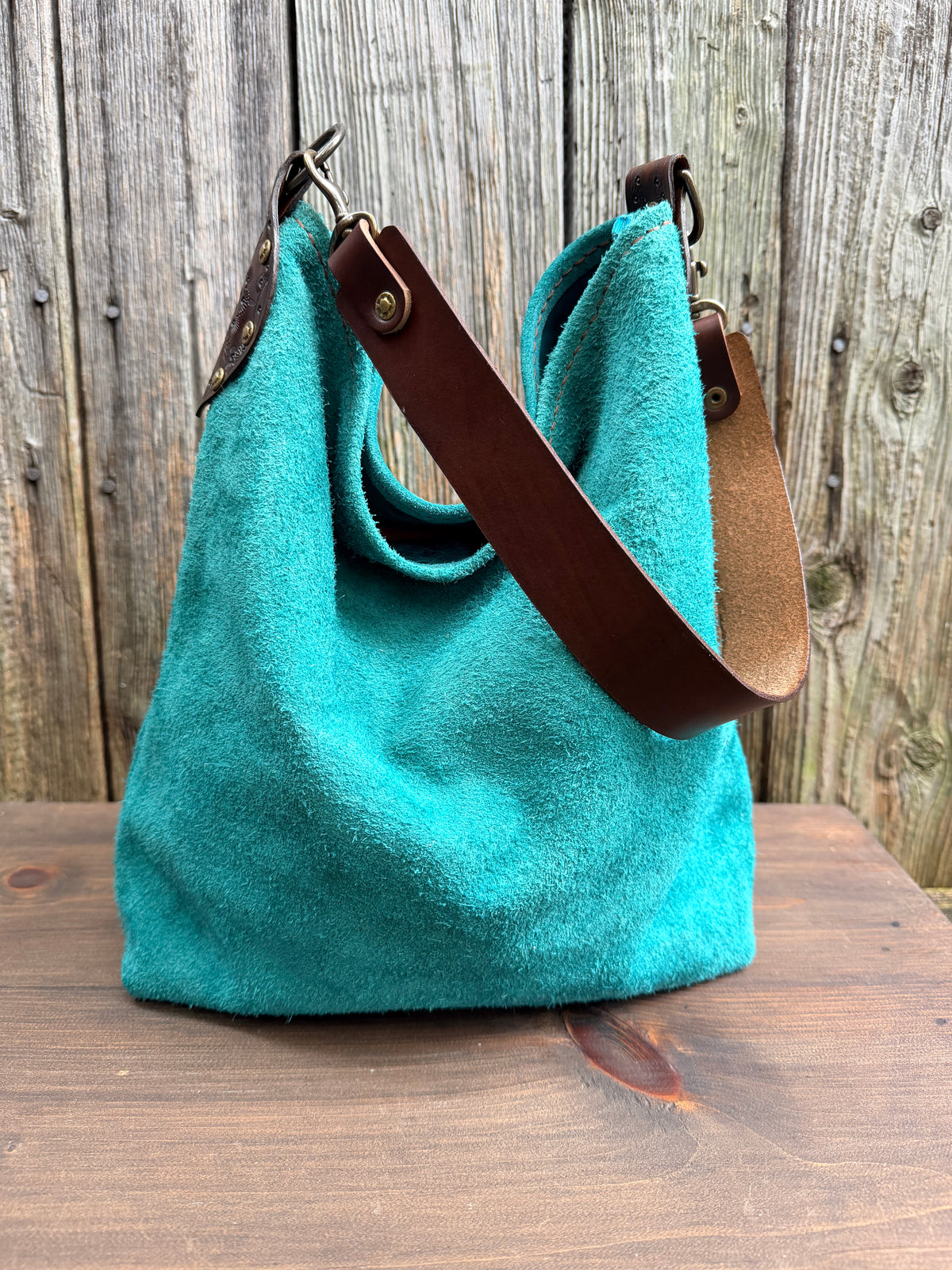 Willy Bucket in Tiffany Blue Rough-Out with Short Guitar Strap