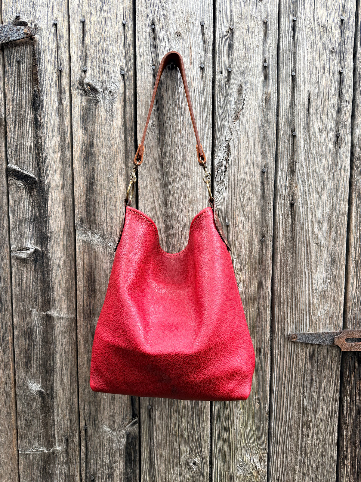 Willy Bucket in Premium Barn Red Bison with Guitar Strap