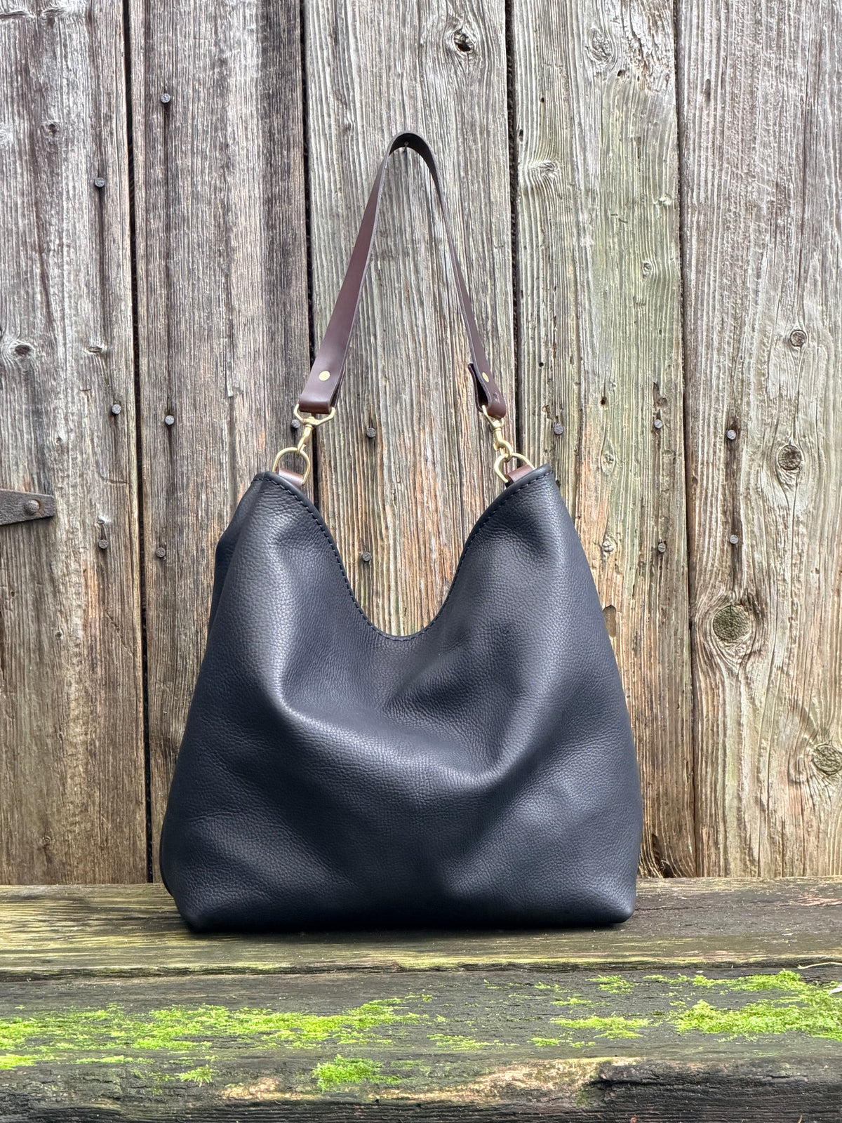Rodeo Large Bucket in Black Kodiak with Mocha Strap