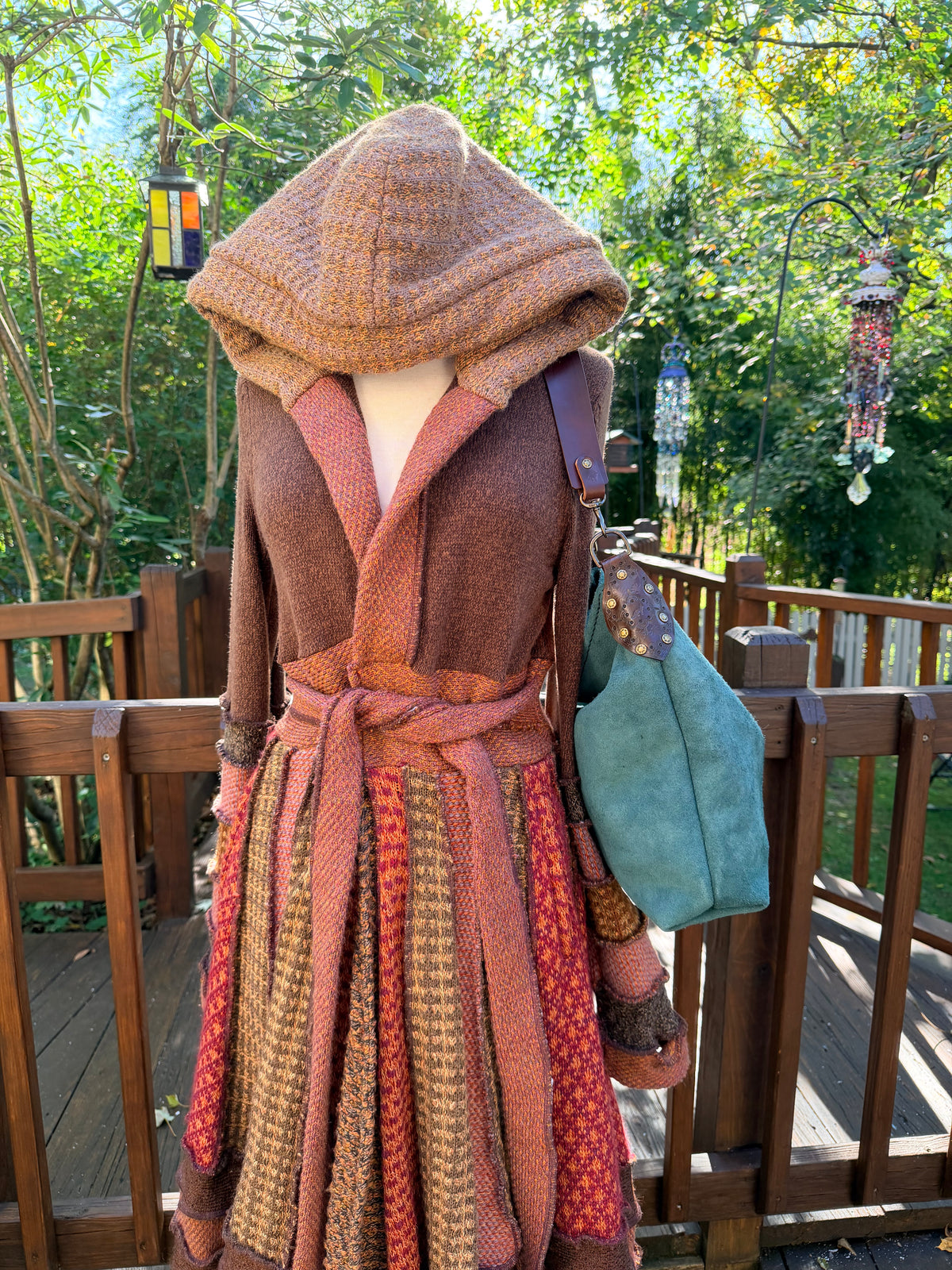 Willy Bucket in Blue Spruce Rough-Out with Short Guitar Strap
