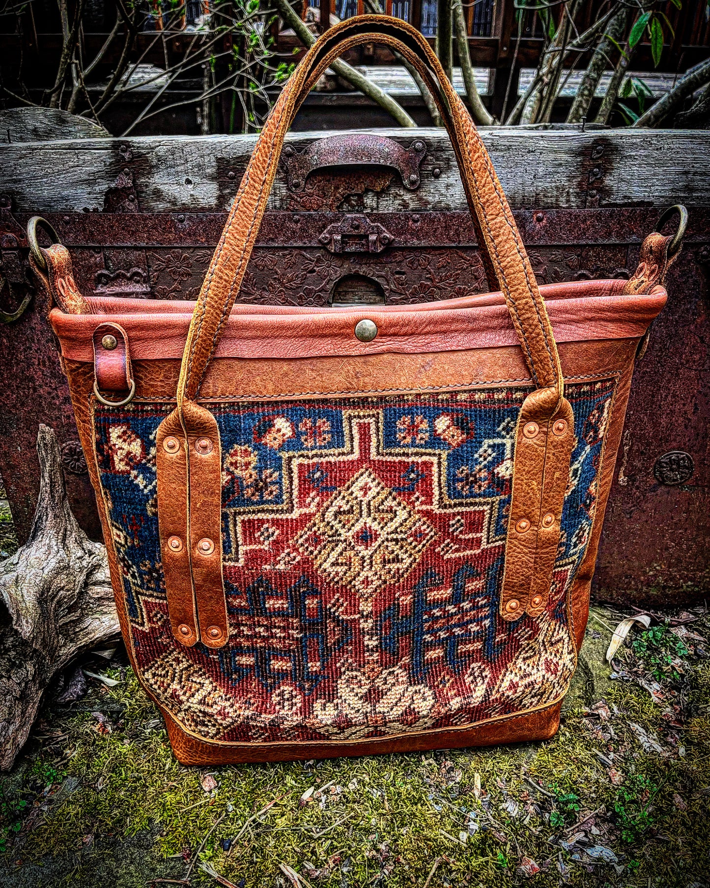 Heritage Carpetbag Distressed Cognac Leather Tote