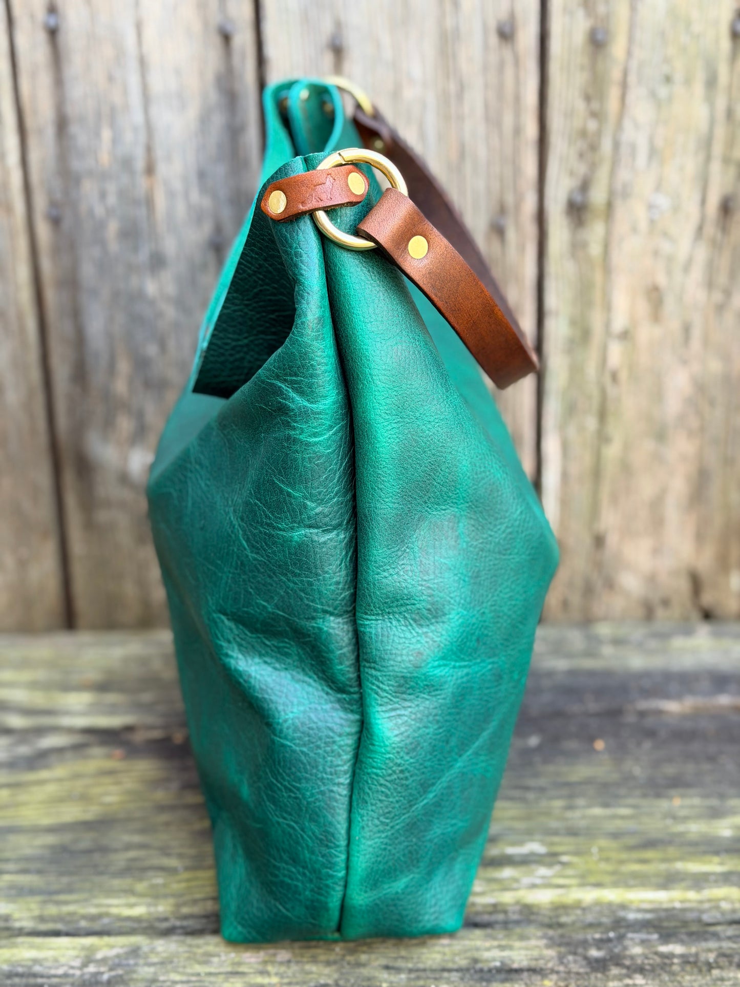 Scout Bucket in Emerald Cowhide