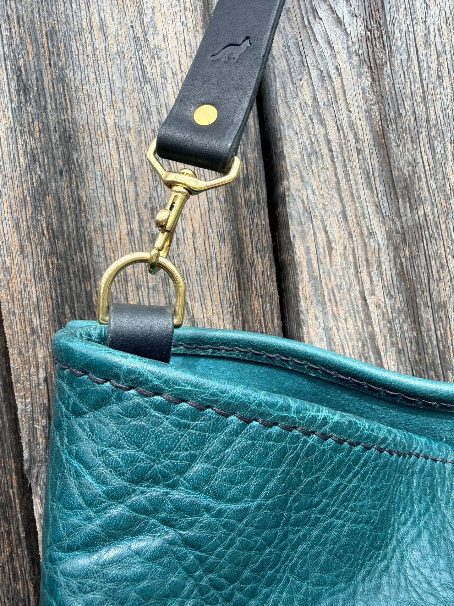 Rodeo Large Bucket in Dark Teal Bulldog Cowhide