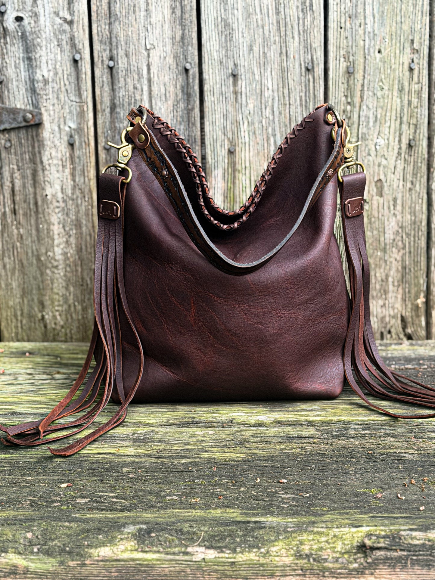 Scout Bucket in Dark Brown Oil-tanned Cowhide
