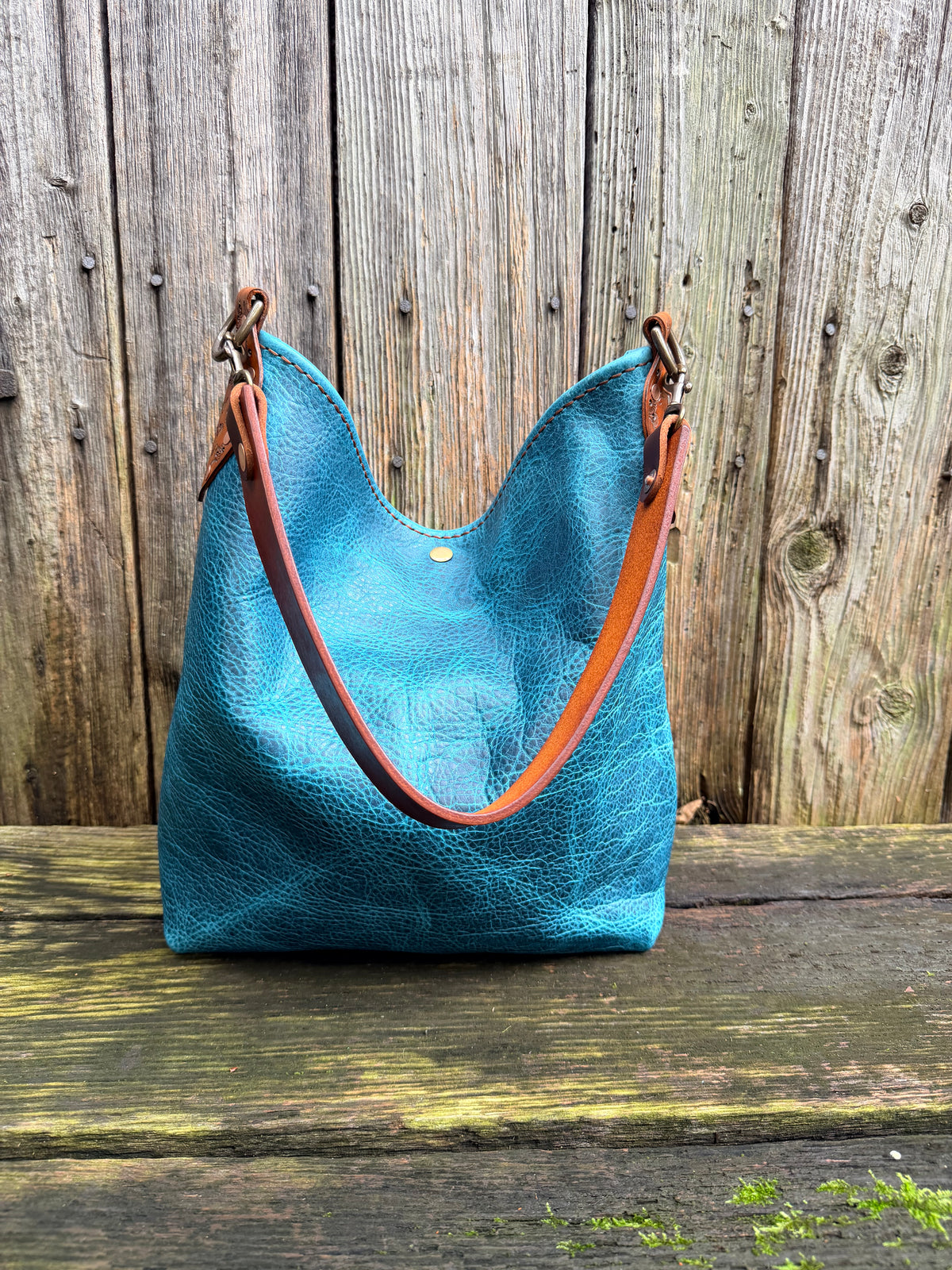 Willy Bucket in Premium Blue Bison with Guitar Strap