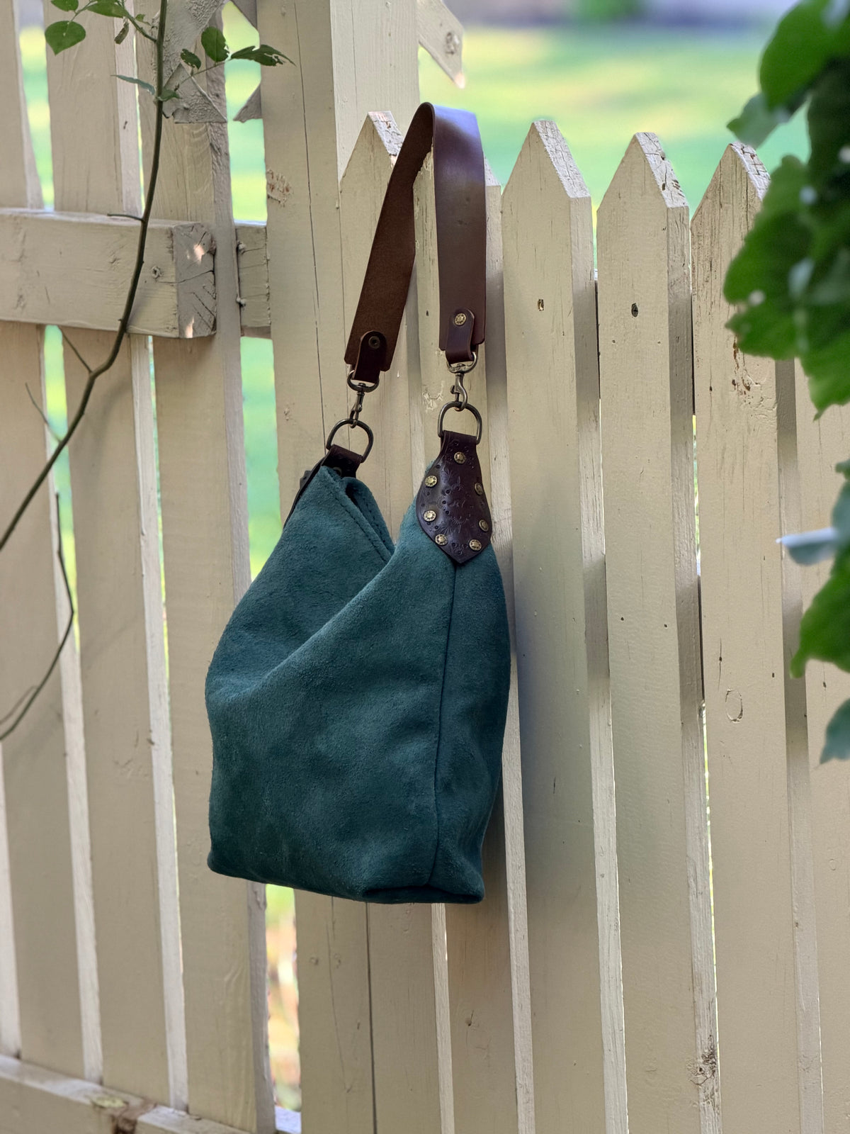 Willy Bucket in Blue Spruce Rough-Out with Short Guitar Strap