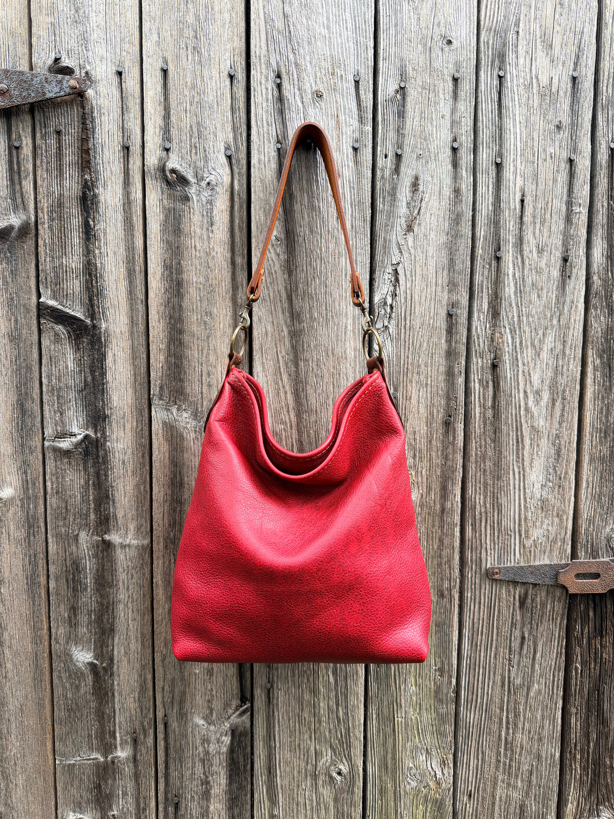 Willy Bucket in Premium Barn Red Bison with Guitar Strap