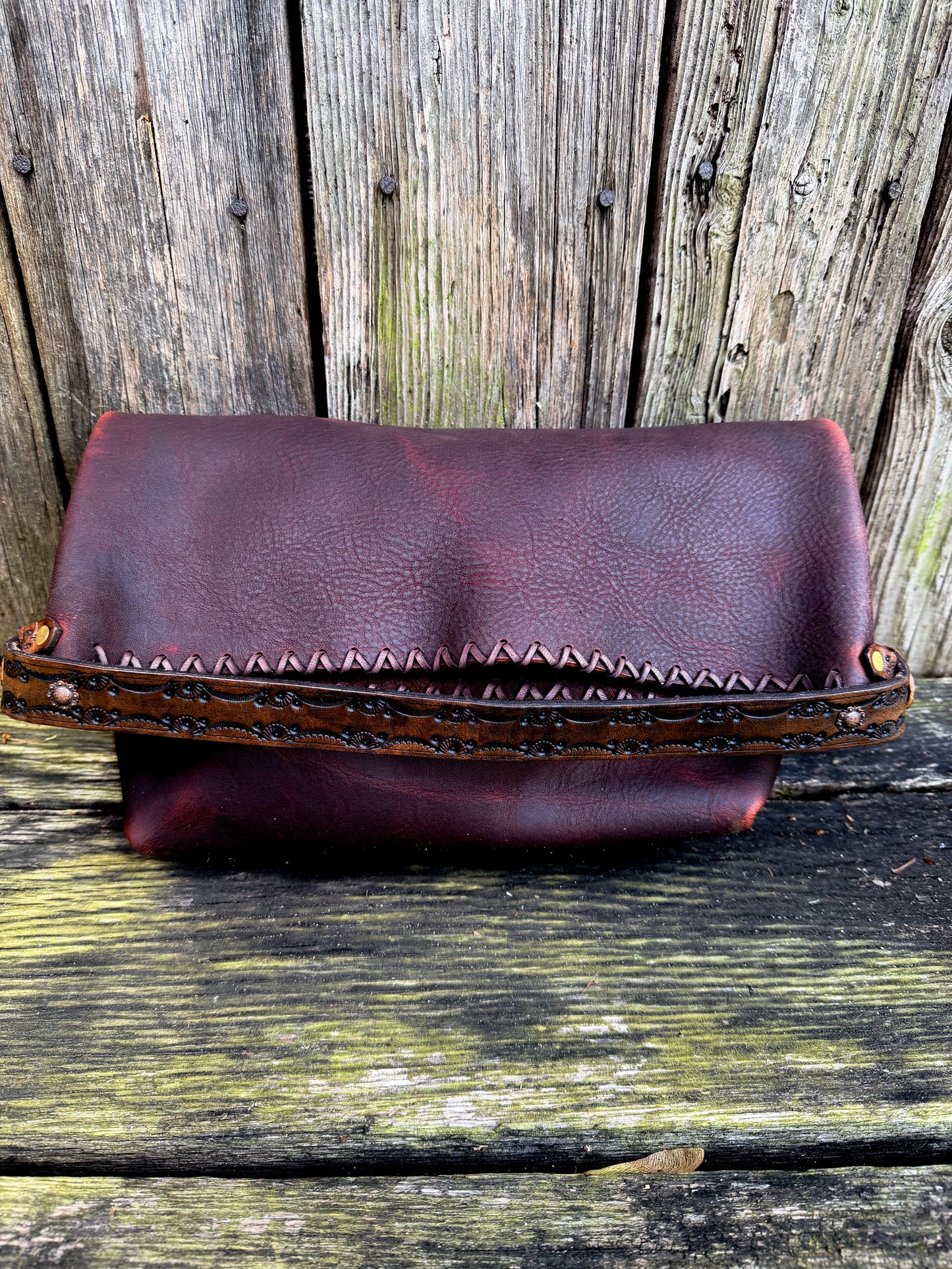 Scout Bucket in Dark Brown Oil-tanned Cowhide