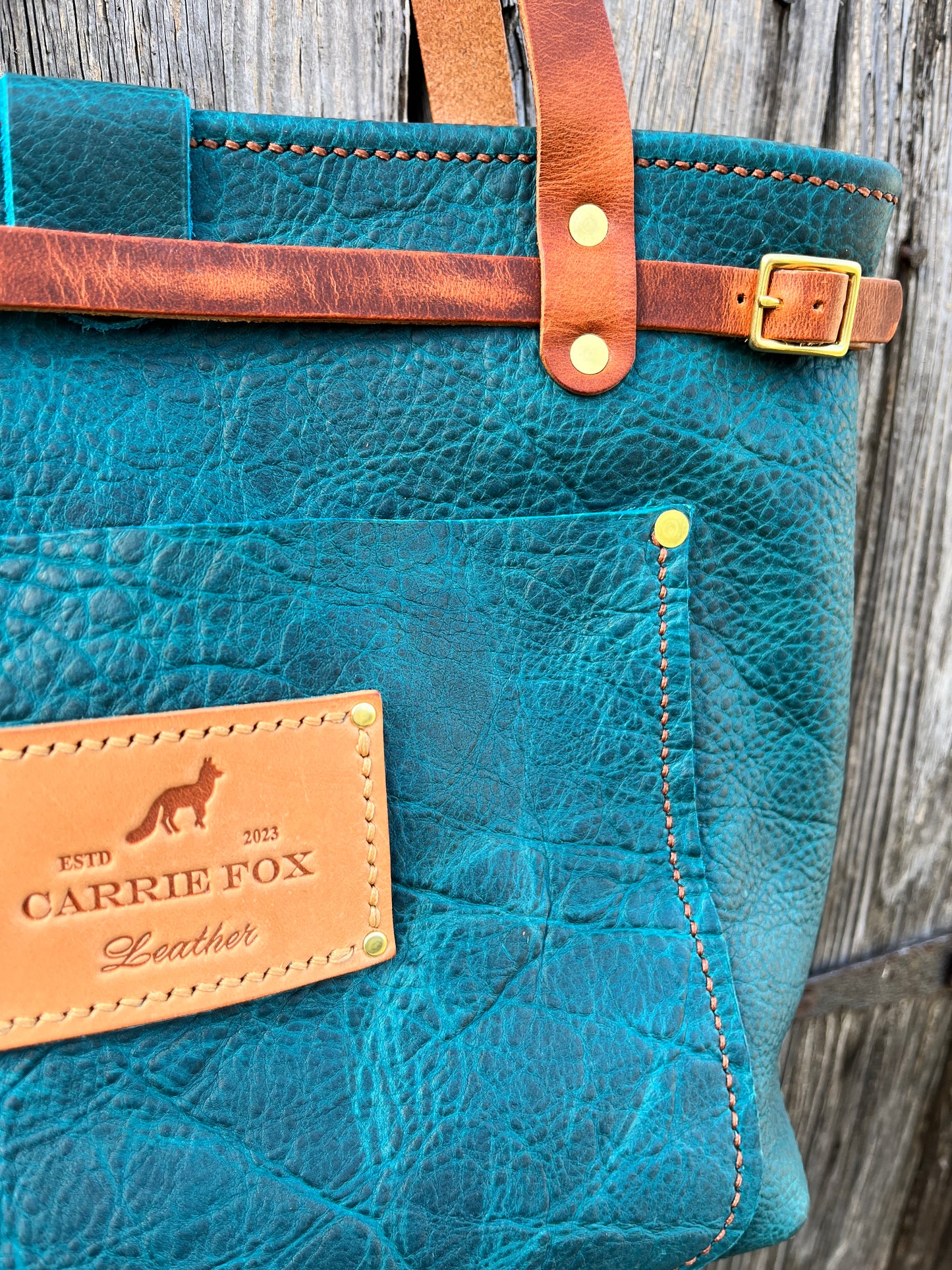 Foxy Organizer Tote Mini in Blue Bison