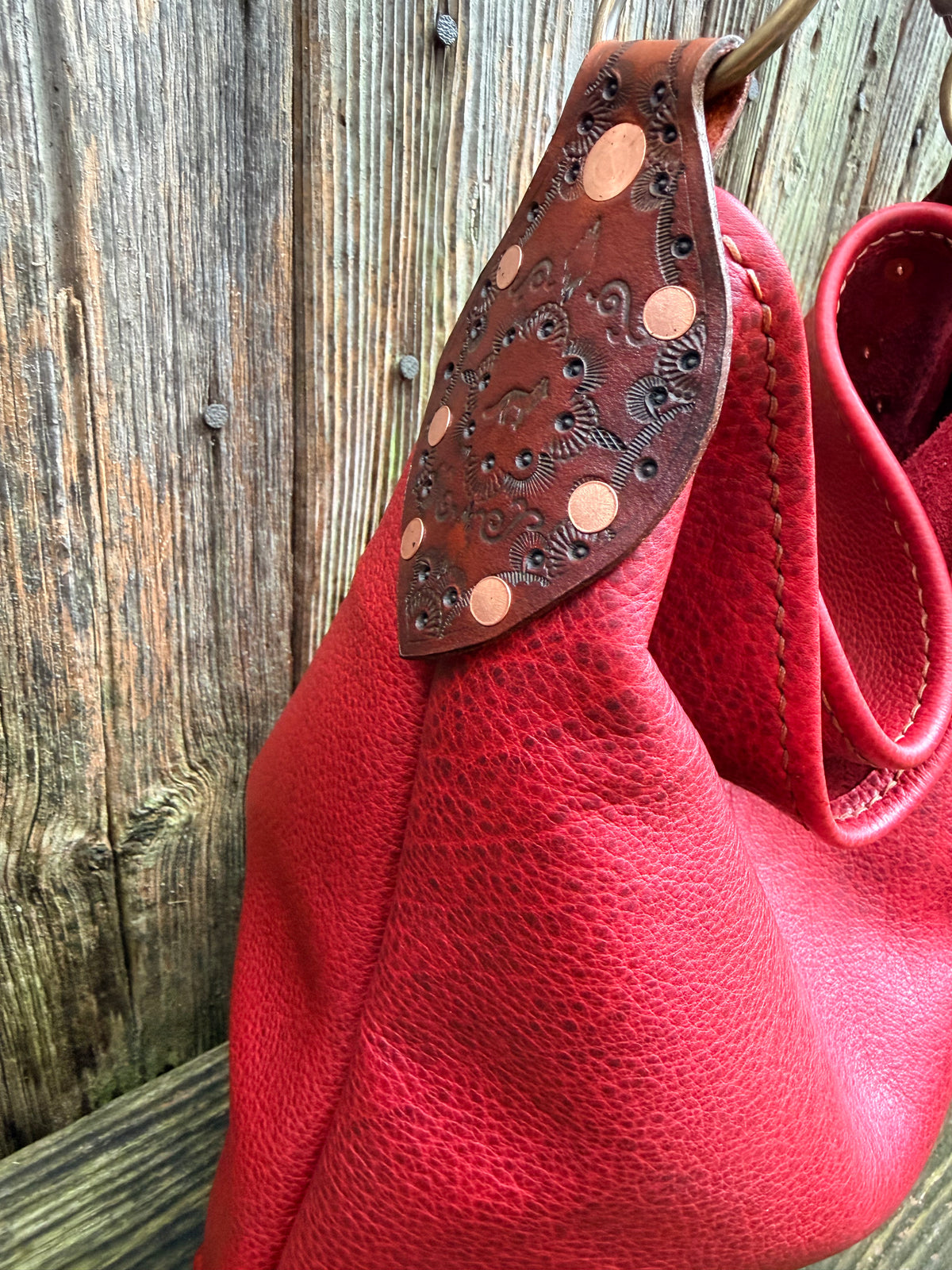 Willy Bucket in Premium Barn Red Bison with Guitar Strap