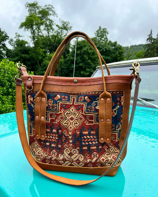 Heritage Carpetbag Distressed Cognac Leather Tote