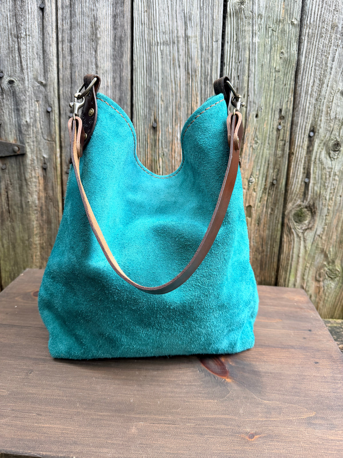 Willy Bucket in Tiffany Blue Rough-Out with Short Guitar Strap