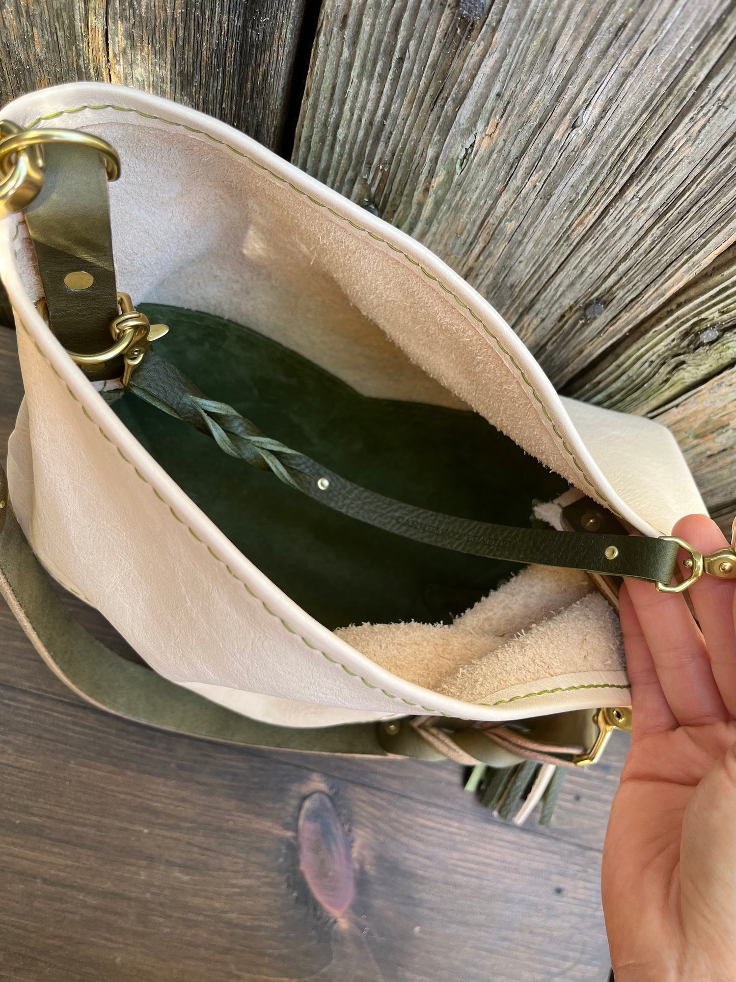 Vienna Shoulder Bag in Natural Milled & Olive Veg Tan