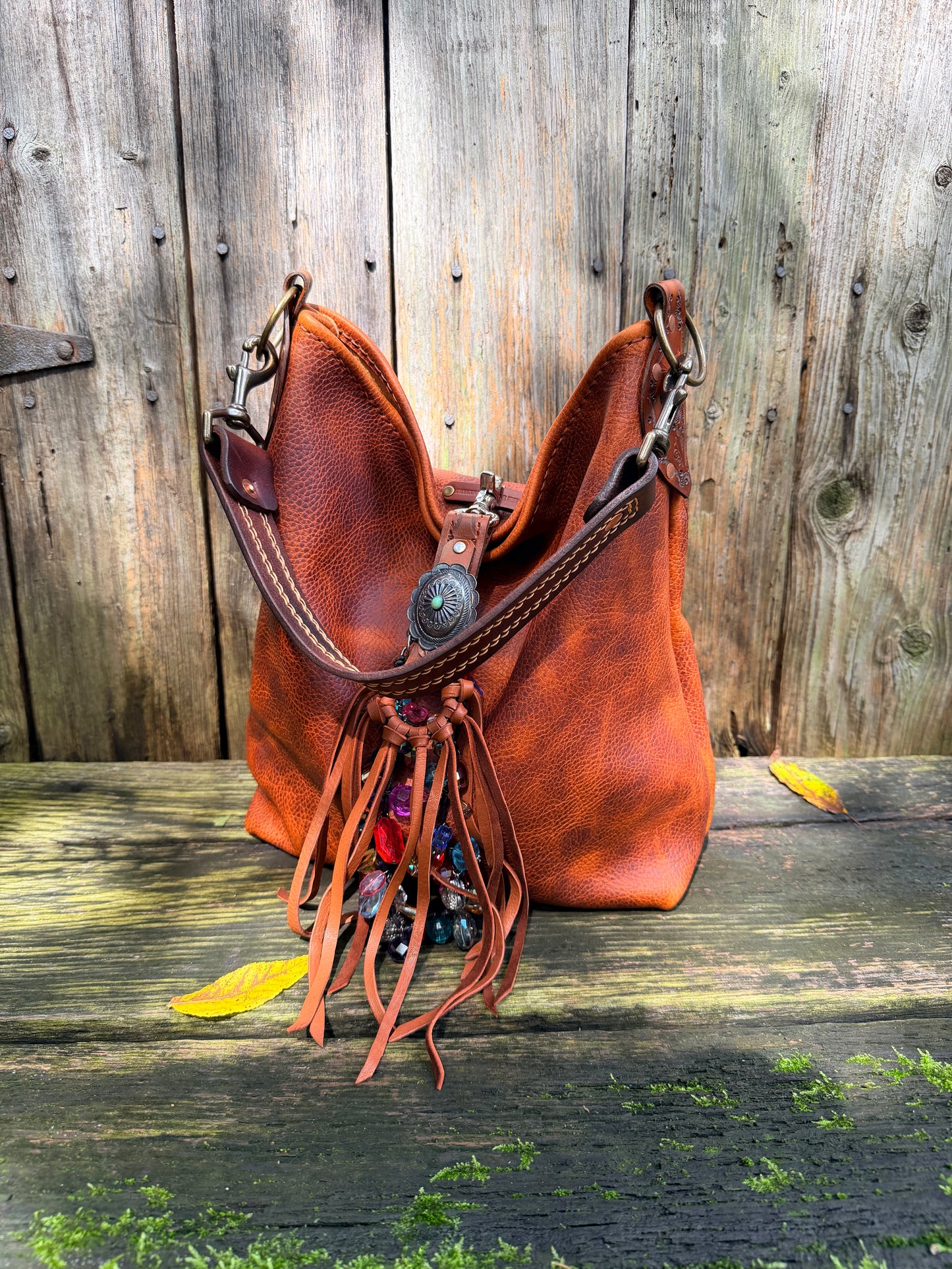 Willy Bucket in Amber Honey
