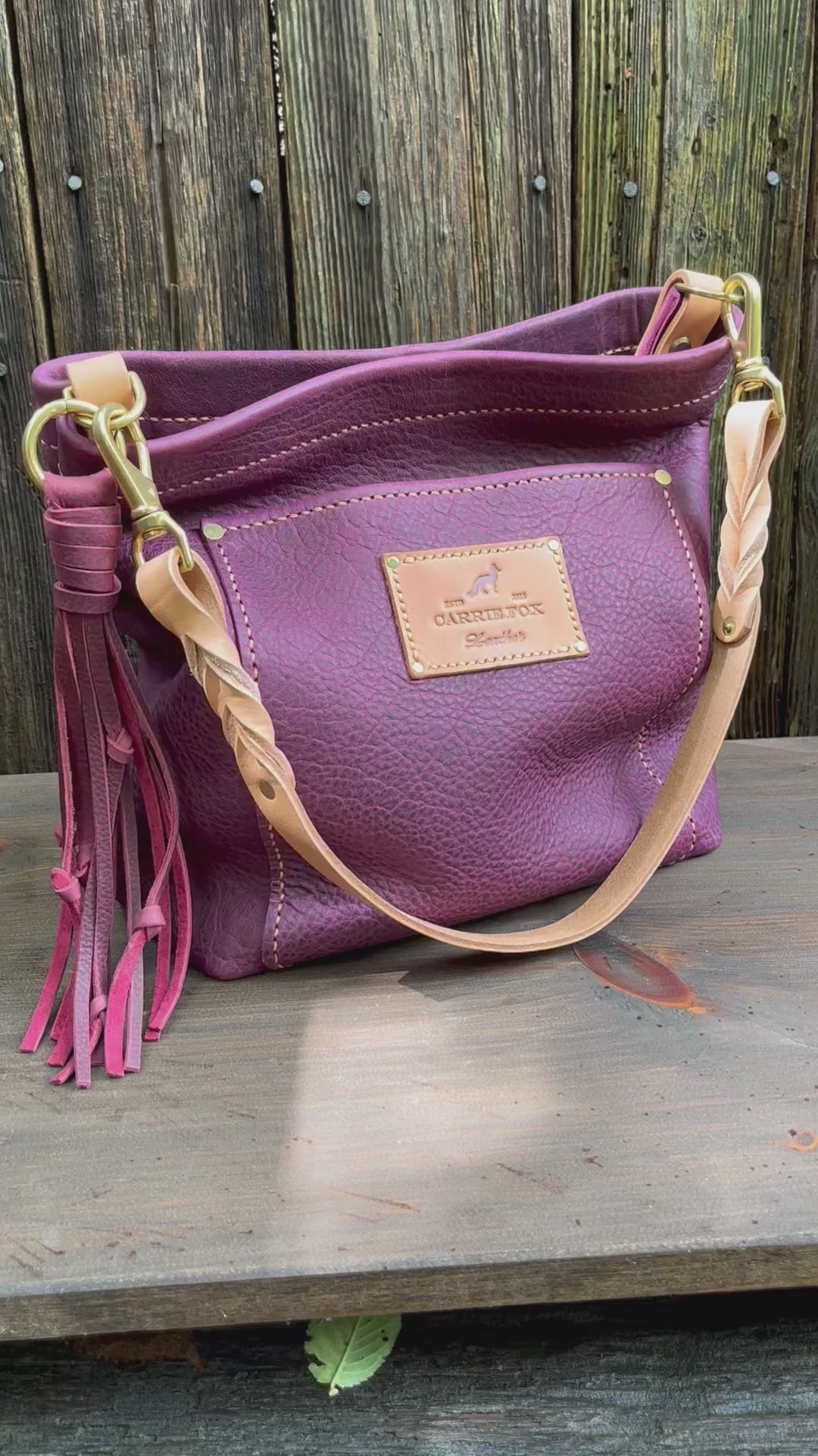 Carrie フェイスパック Carrie Pocket Hobo in Grape Bison – Carrie Fox Leather